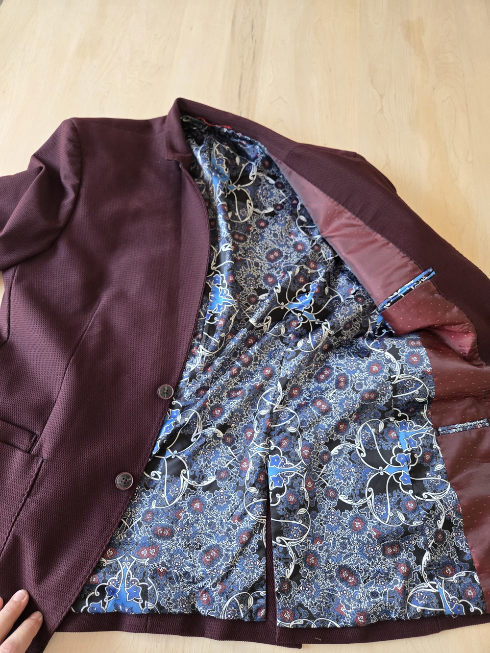 AU NOIR Burgundy Single-Breasted Blazer - damage - Picture 6 of 13